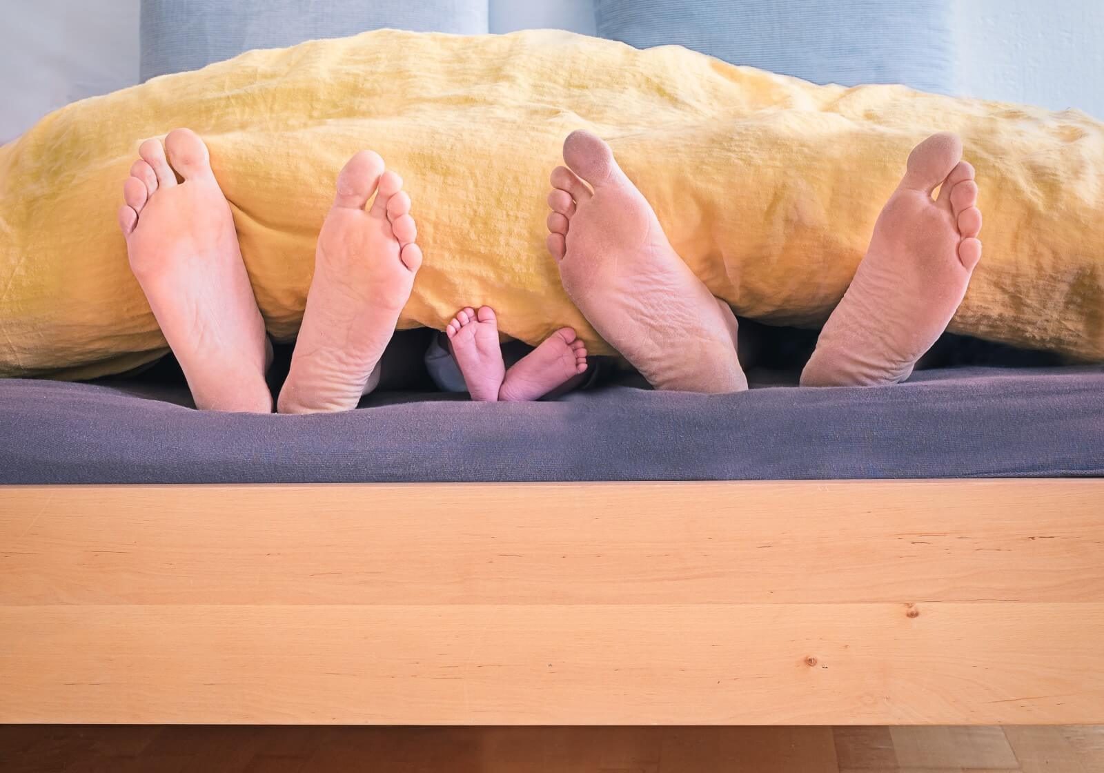 feet family